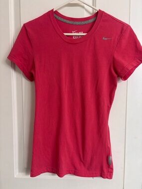 Vintage Nike Women's Dri-fit Cotton Bright Pink Short Sleeve Athletic Tee Sz XS